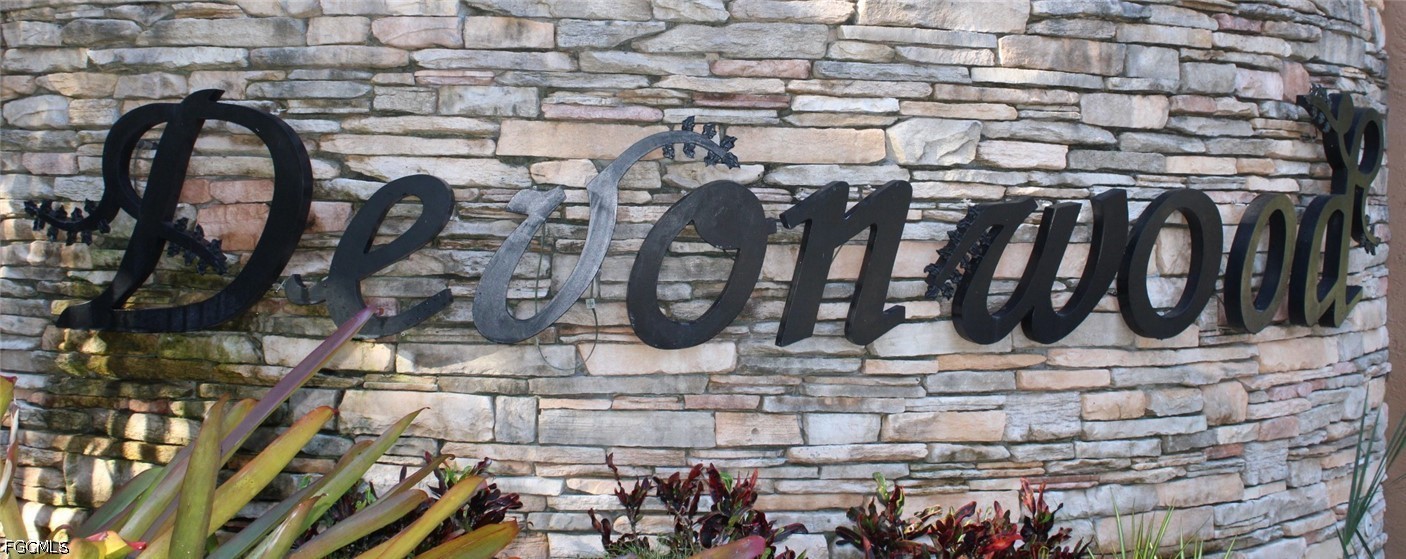 15851 Hampton View Court