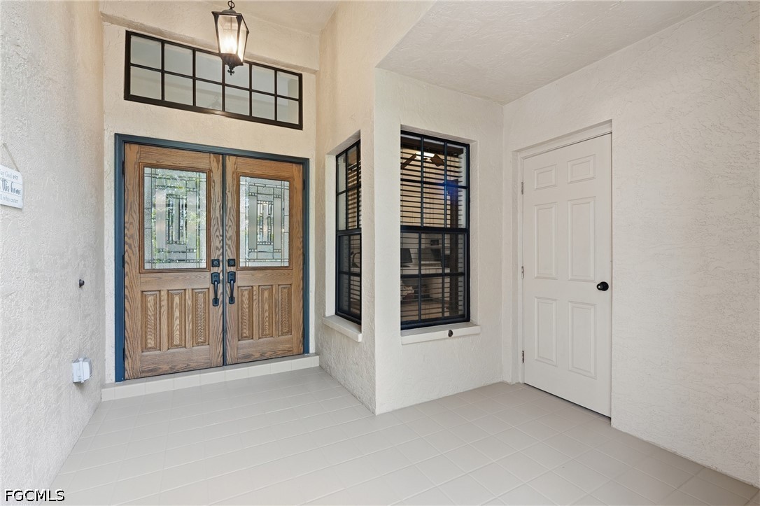8185 Breton Circle