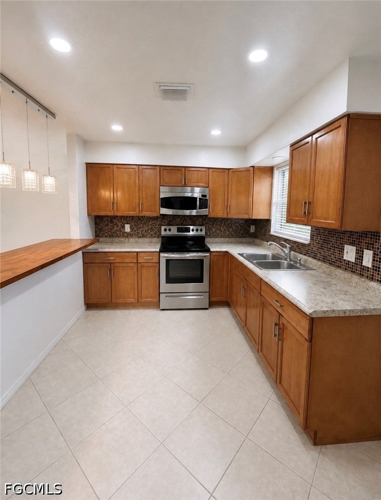 3900 Arnold Drive