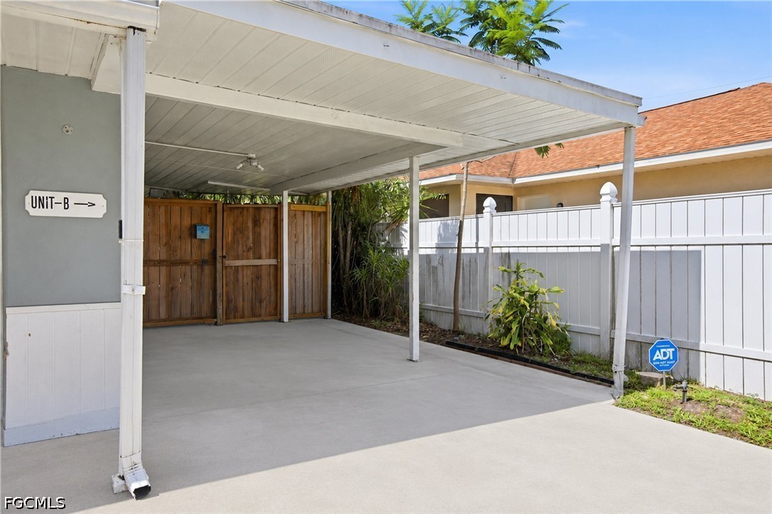 1918 Grace Avenue