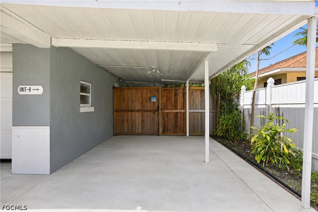1918 Grace Avenue