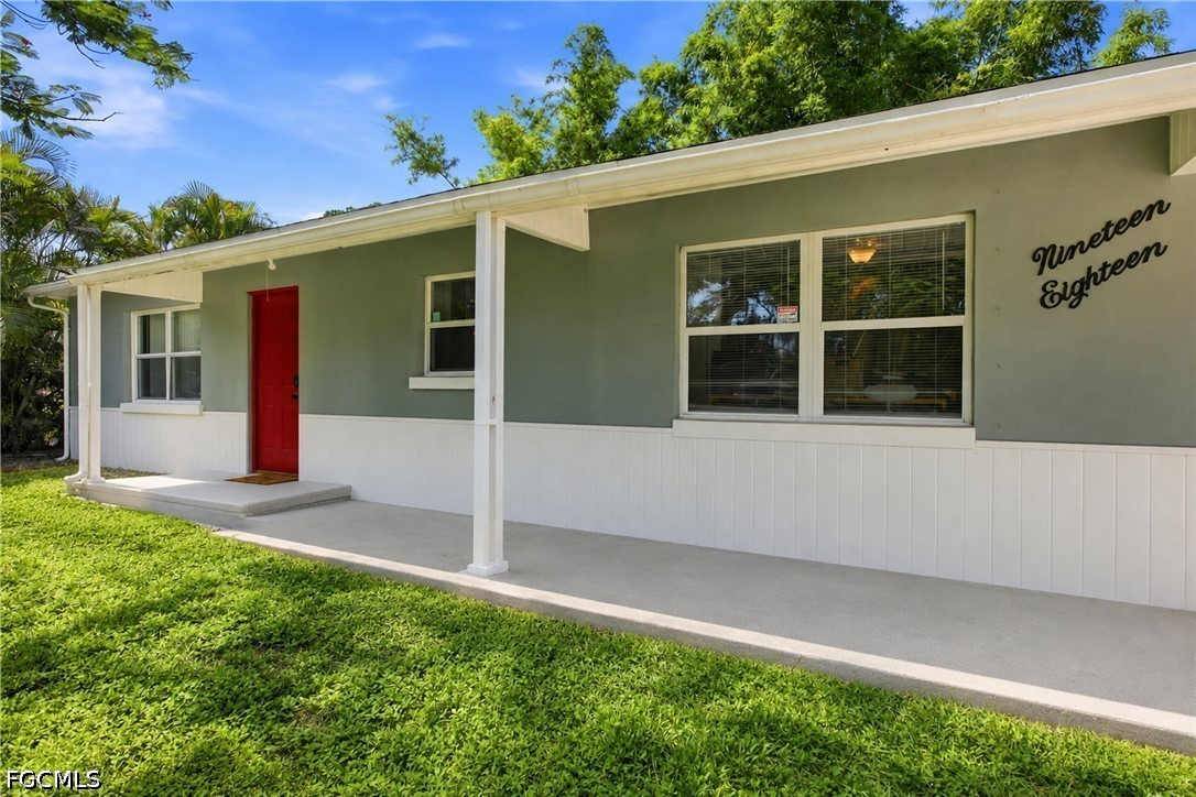 1918 Grace Avenue