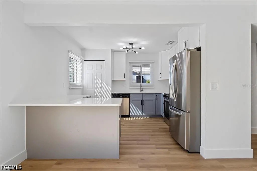 1101/1013 Country Club Boulevard 1101