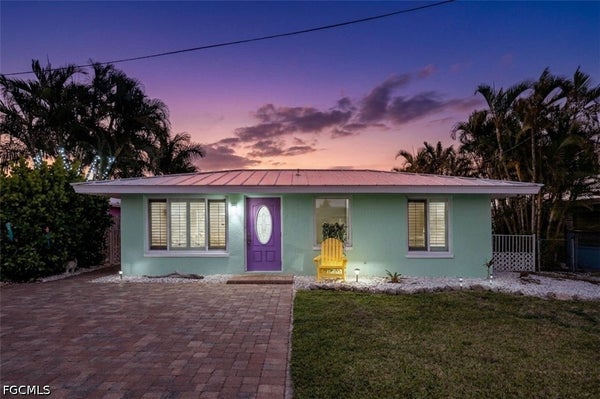 2639 BRIDGEVIEW ST, MATLACHA, FL 33993 - Image 2e43d068cae4f008f7aa7f0bebb046c8/2050601142