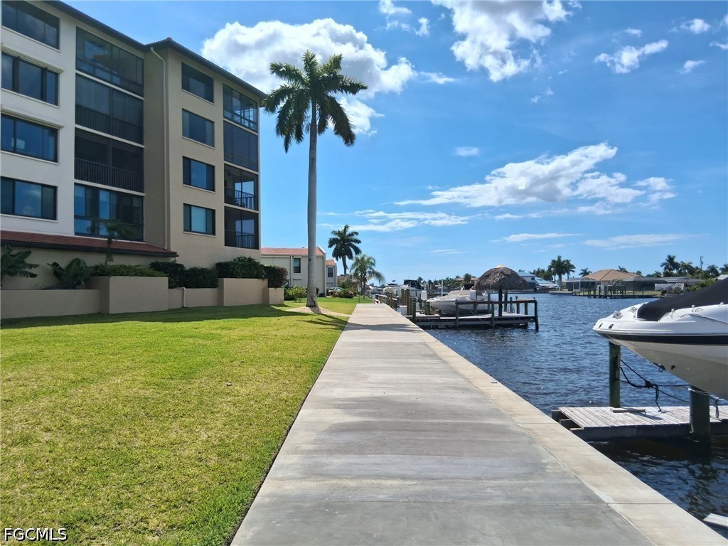 4013 SE 20th Place 402