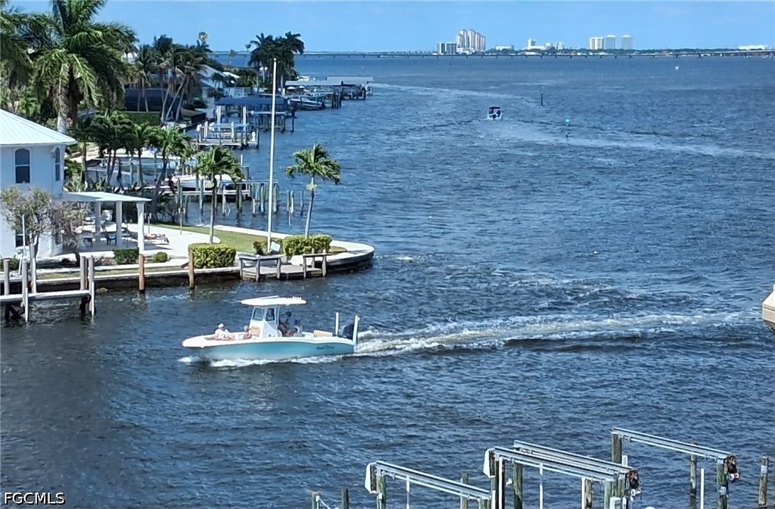 4013 SE 20th Place 402