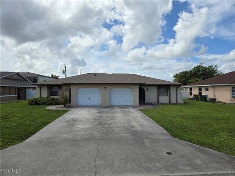 4707 SW 8th Place Cape Coral FL 33914