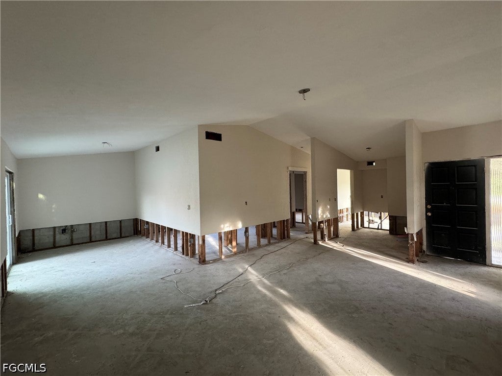 1683 Atlanta Plaza Drive
