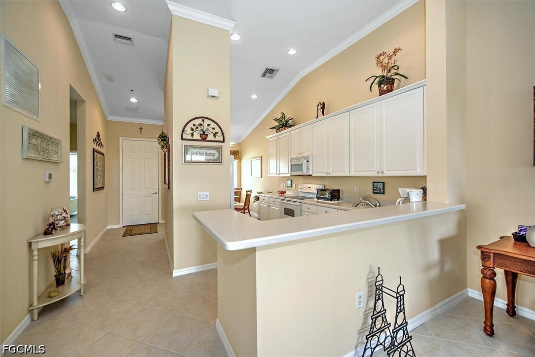 14525 Abaco Lakes Drive 206