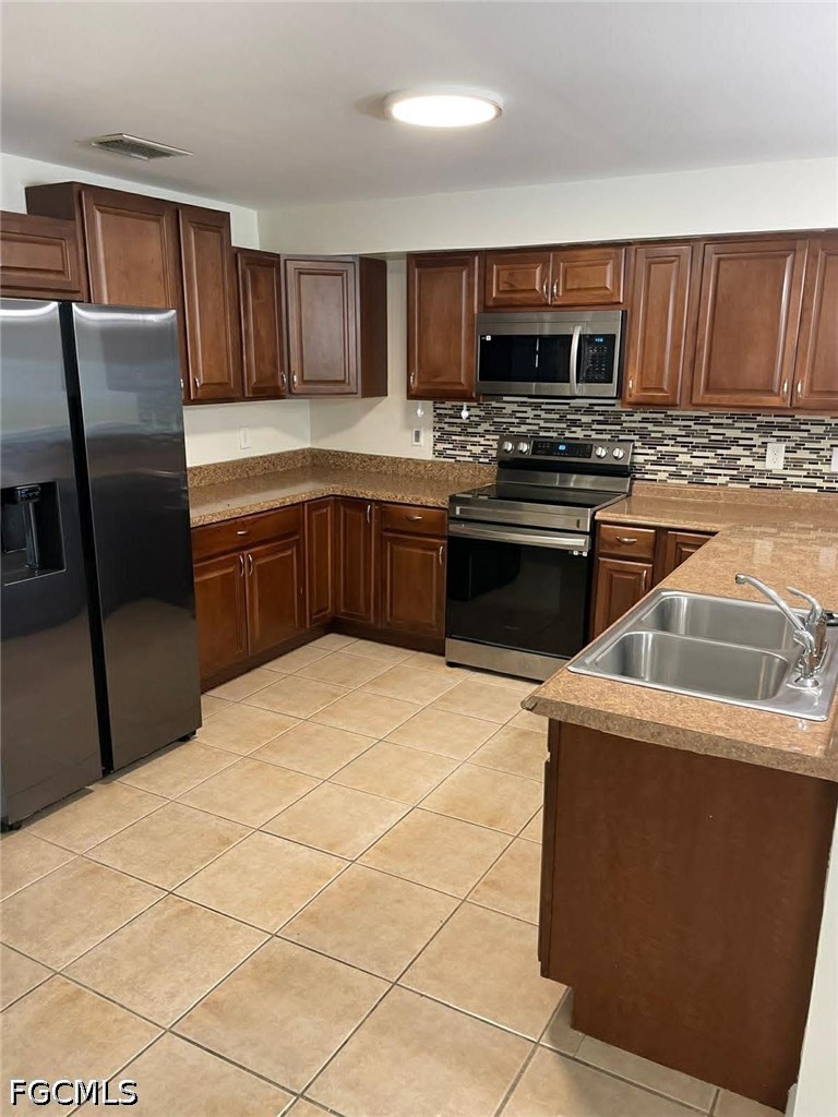 1154 SW 47th Terrace