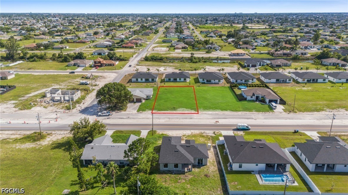 406 Diplomat Parkway E