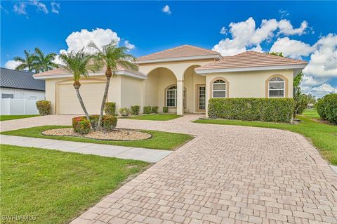 4255 Perth Court North Fort Myers FL 33903
