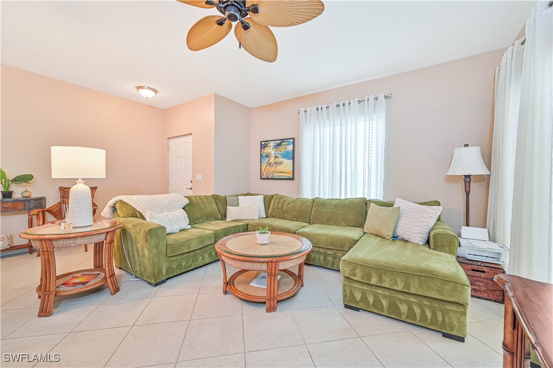 Fort Myers, Florida 33966, United States, 3 Bedrooms Bedrooms, ,2 BathroomsBathrooms,Residential,Pending,36883