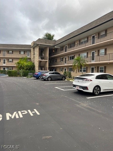 5635 Rattlesnake Hamm Road D-204 Naples FL 34113