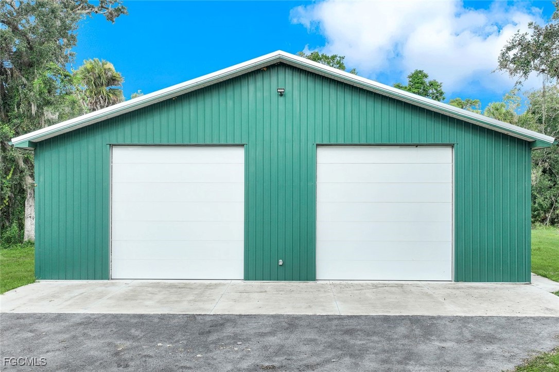 21211 Palm Beach Boulevard