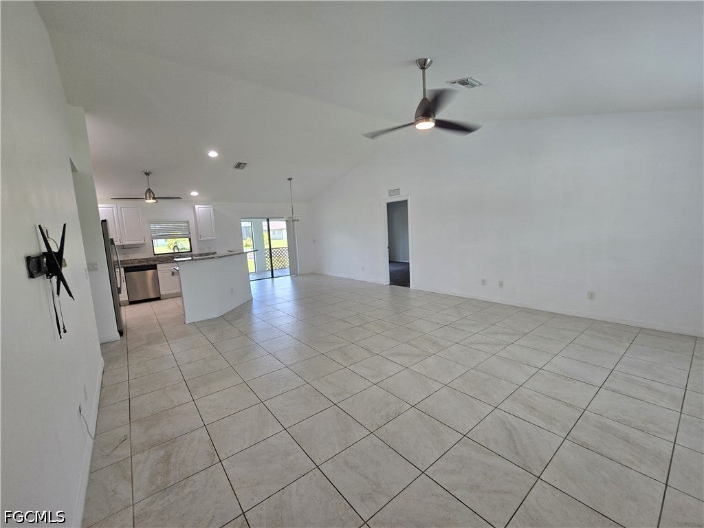 329 SW 21st Lane