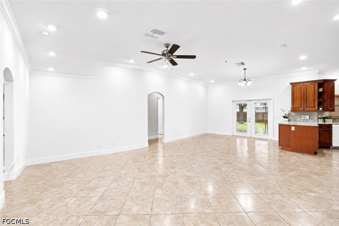 1121 NW 9th Street