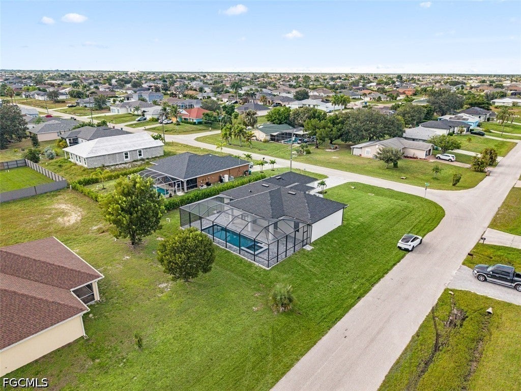 300 NW 18th Street