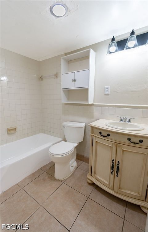 Tiny photo for 4848 Ipswitch Court, Fort Myers, FL 33907 (MLS # 2026017597)