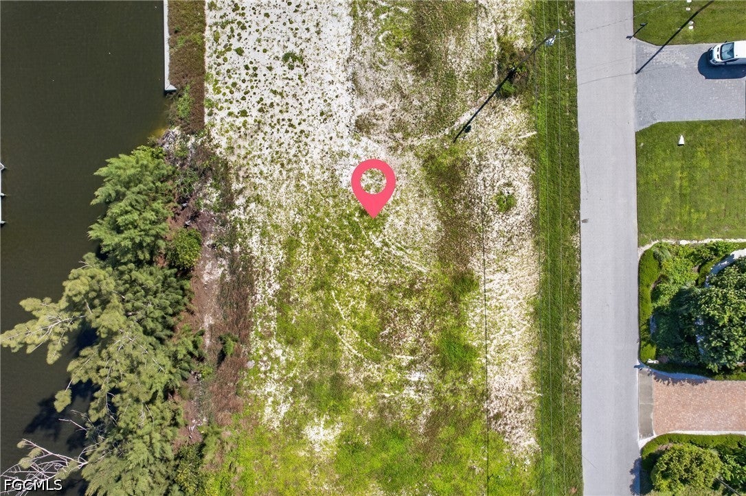 2803 SW 17th Place