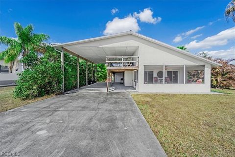 1079 Lock Lane Moore Haven FL 33471