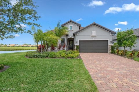 2703 Aviamar Circle Naples FL 34114