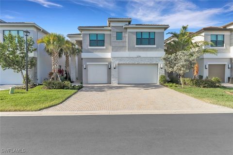 12798 Woodbury Drive Estero FL 33928