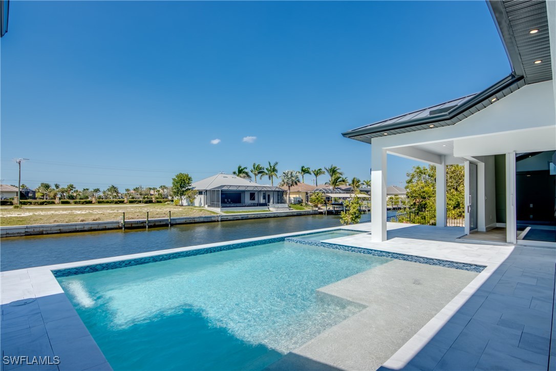 816 NW 39th Avenue
