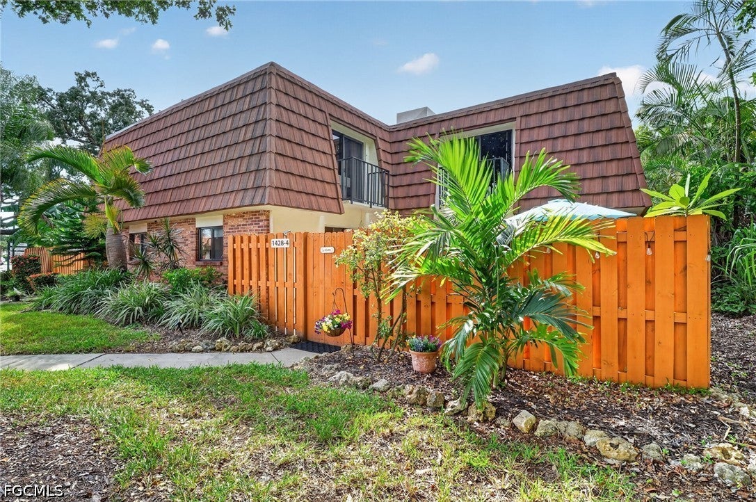 1428 Park Shore Circle 4