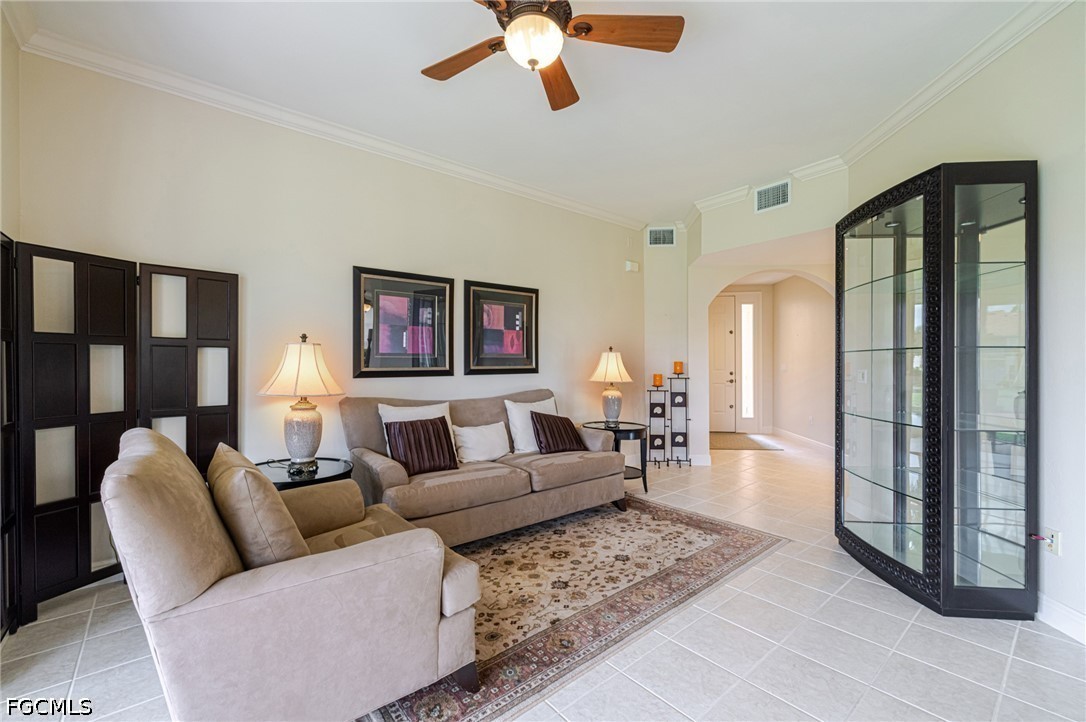 5120 W Hyde Park Court 101