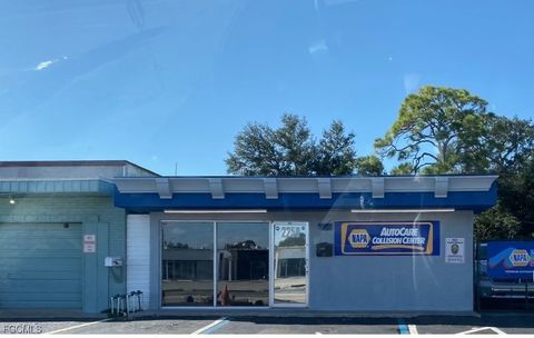 2250 Fowler Street Fort Myers FL 33901