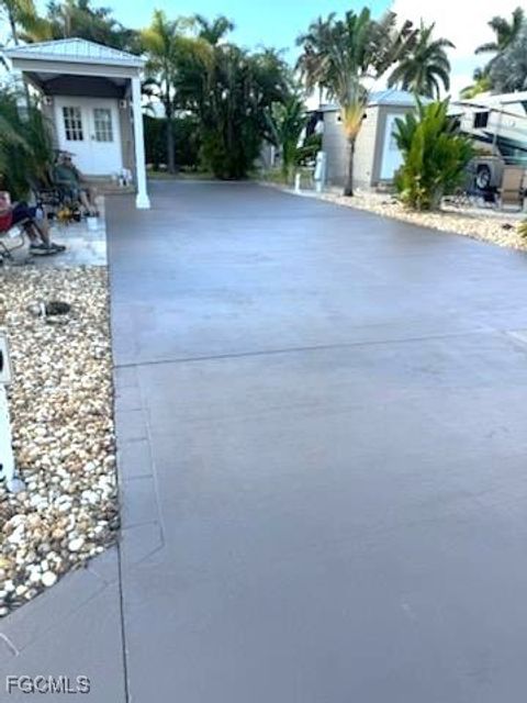 5212 Marsh Mallow Trail Fort Myers FL 33905