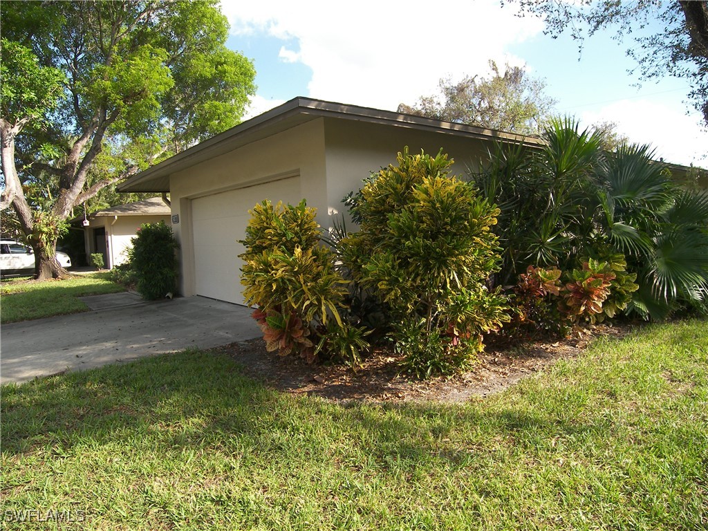 5877 Wyldewood Lakes Court