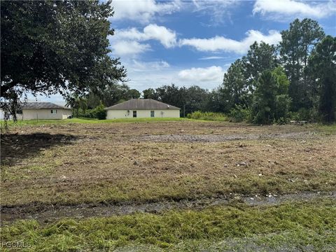 133-135 Gilbert Avenue S Lehigh Acres FL 33973
