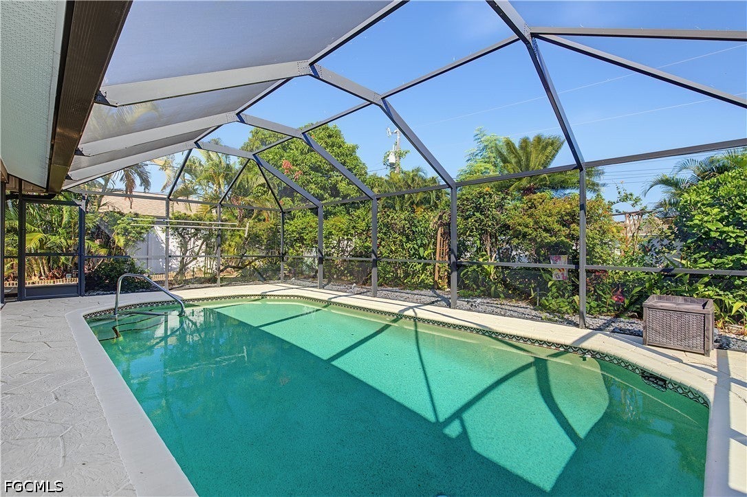 243 SW 33rd Street