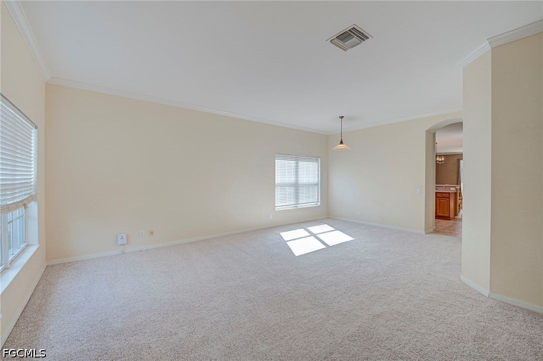 8960 Falcon Pointe Loop