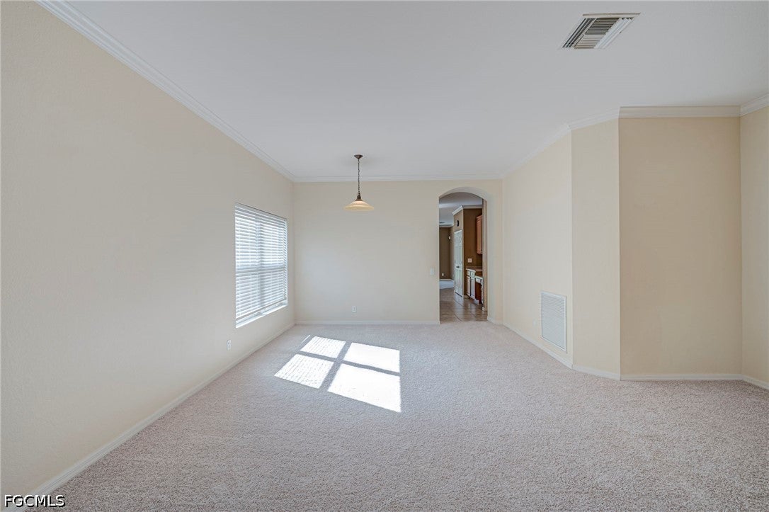 8960 Falcon Pointe Loop