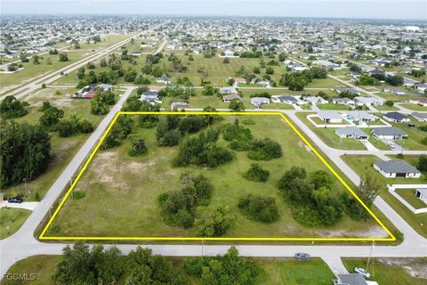 1626 NW 2nd Avenue Cape Coral FL 33993