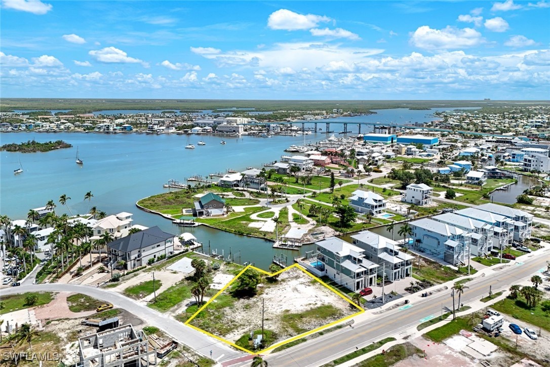 601 Estero Boulevard