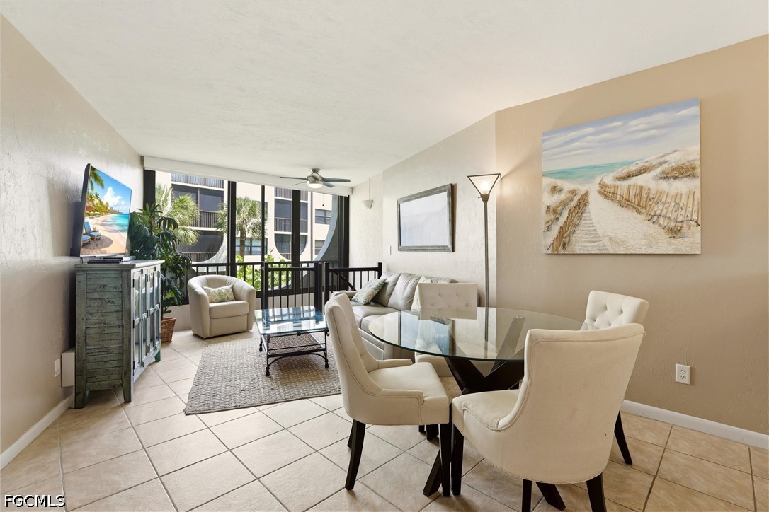 1011 Anglers Cove H203