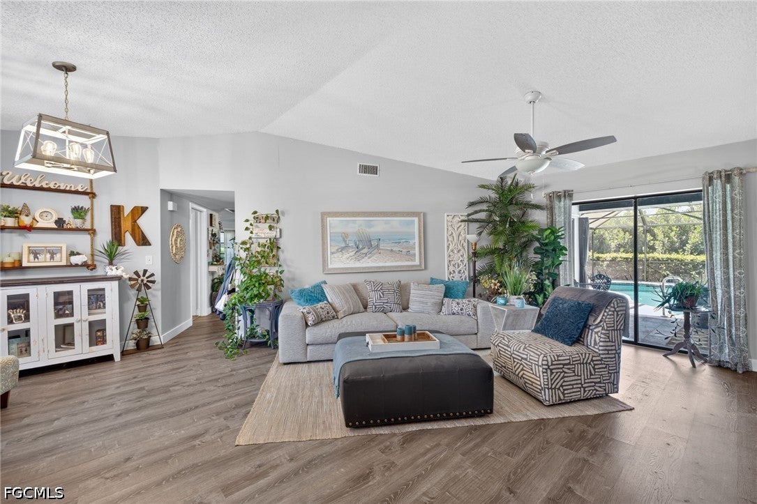916 SE 21st Lane