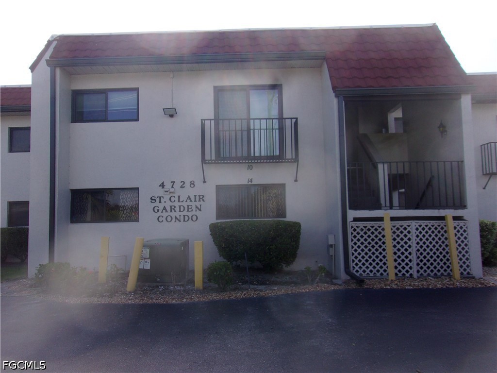 Photo 1 of 20 — 4728 Orange Grove Boulevard 14, North Fort Myers, FL 33903