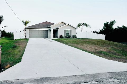 332 Pembroke Street Lehigh Acres FL 33974