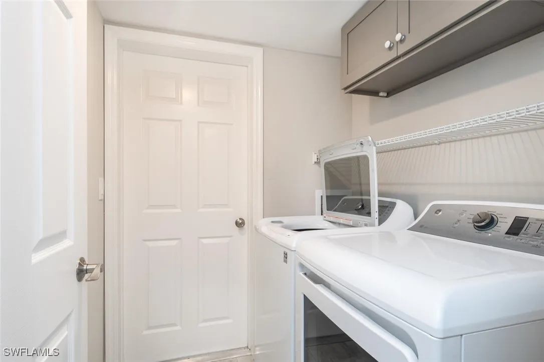 Naples, Florida 34109, United States, 2 Bedrooms Bedrooms, ,2 BathroomsBathrooms,Residential,Pending,213170