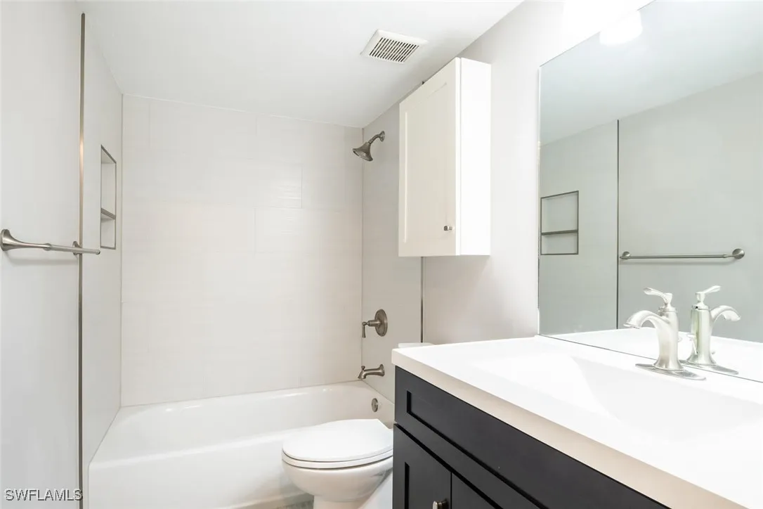 Naples, Florida 34109, United States, 2 Bedrooms Bedrooms, ,2 BathroomsBathrooms,Residential,Pending,213170