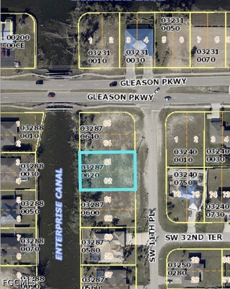 3206 SW 11th Place