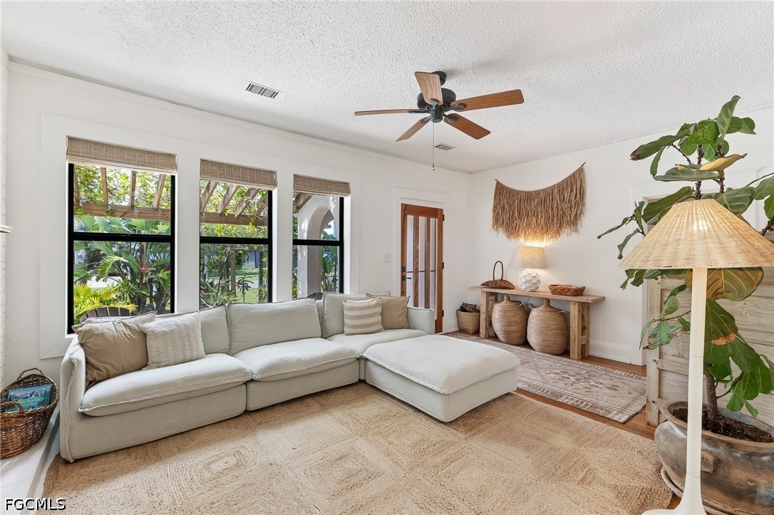1717 Sunset Place