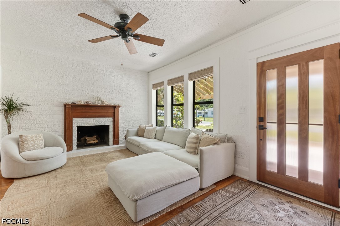 1717 Sunset Place