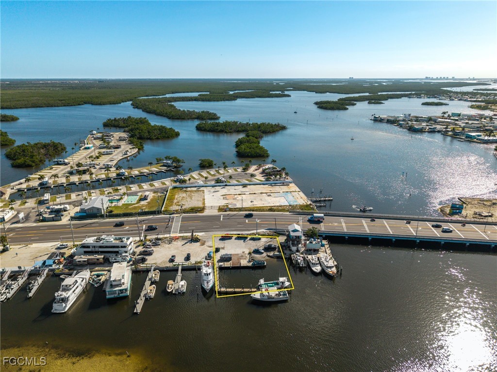 18850 San Carlos Boulevard