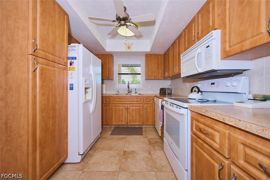 4515 Country Club Boulevard 205